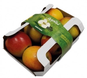 Full wrap labelling on apples